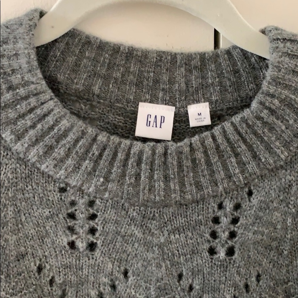 Adorable GAP open stitch knit sweater - Picture 2 of 4